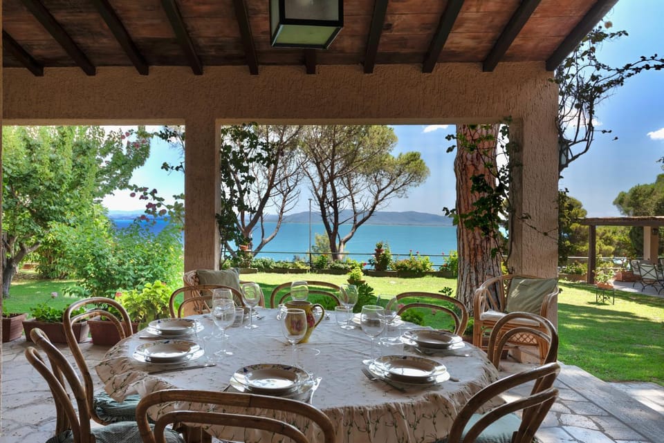 Patio, Spring, Day, Natural landscape, Garden, View (from property/room), Balcony/Terrace, Seating area, Dining area, Garden view, Sea view