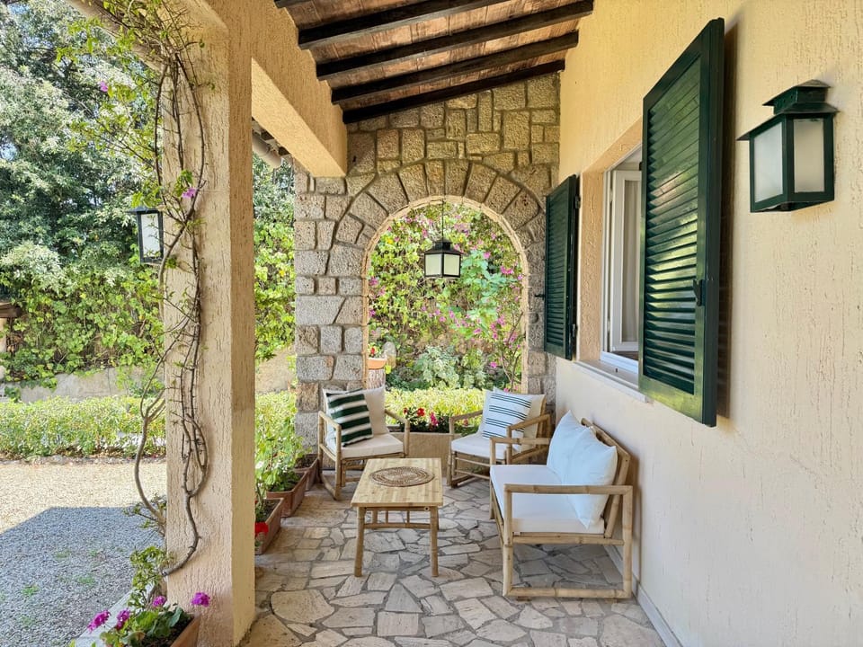 Patio, Spring, Day, Garden, Garden view
