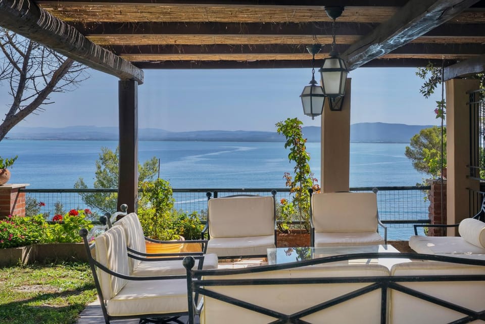 Patio, Day, Natural landscape, View (from property/room), Balcony/Terrace, Seating area, Dining area, Sea view