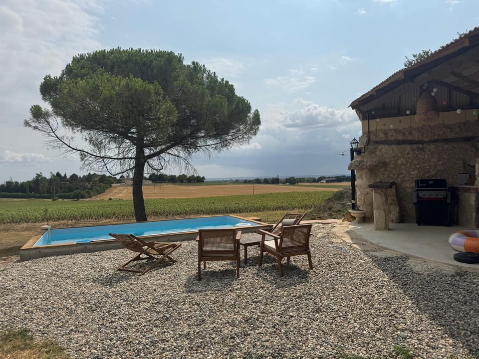 Maison sur Coline House in Occitanie