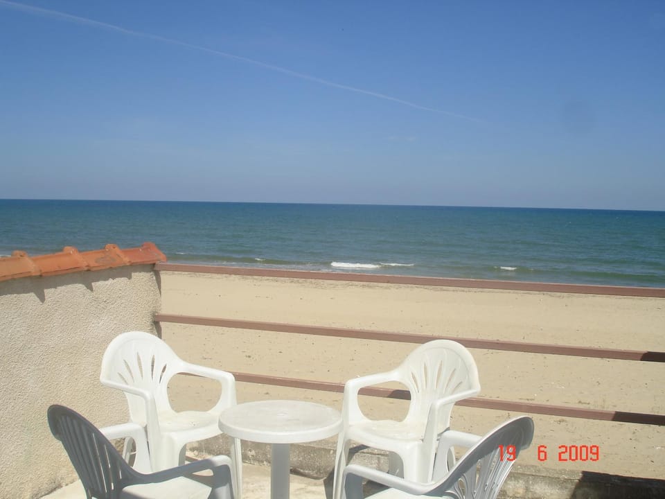 Letovishte Romantika Campground/ 
RV Resort in Varna Province