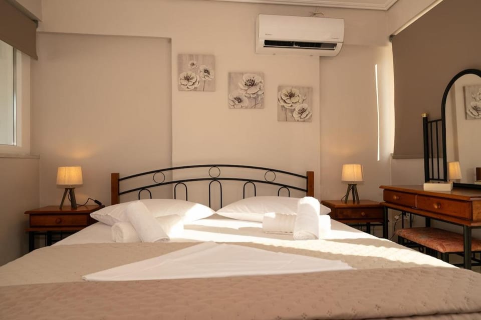SMAROULA'S HOME - Magical view in the heart of Samos Apartment in Samos Prefecture