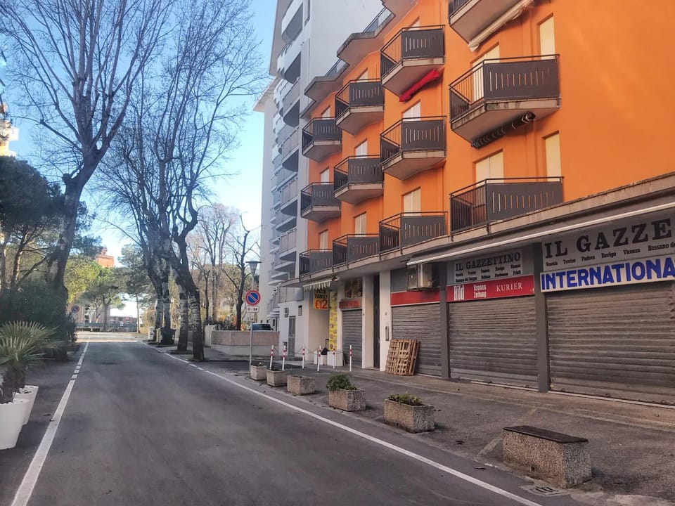 Property building, Street view