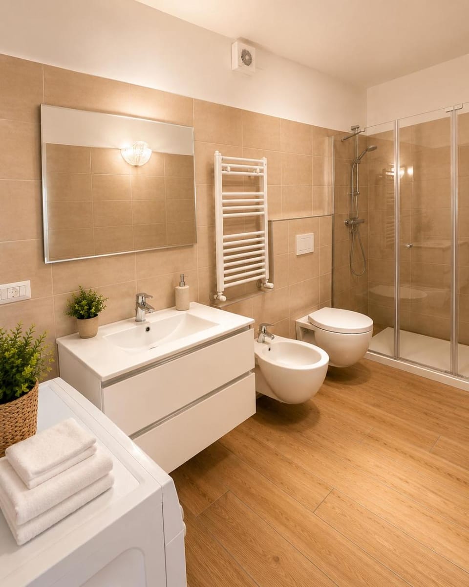 Shower, Toilet, Bathroom, Bath, bidet, towels