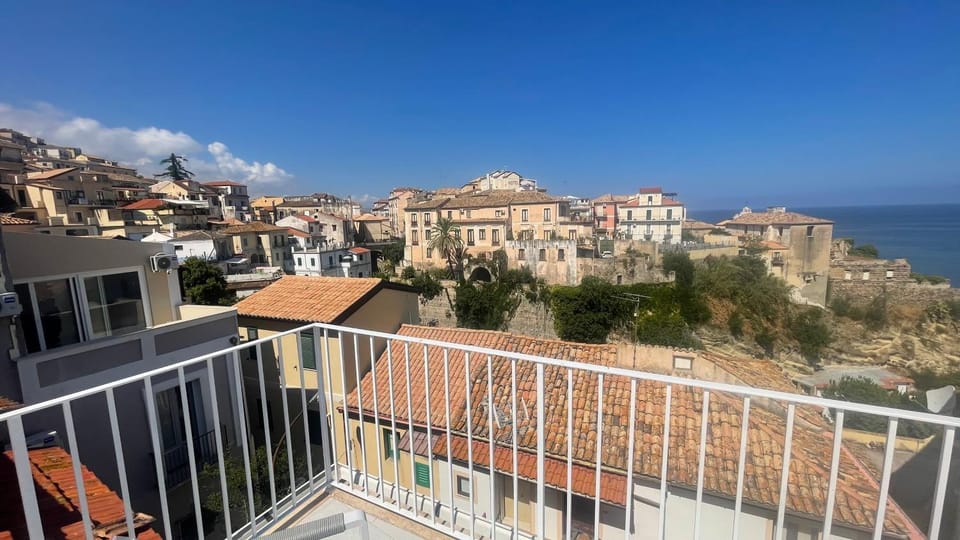 Le Terrazze Pitt 2 Apartment in Pizzo