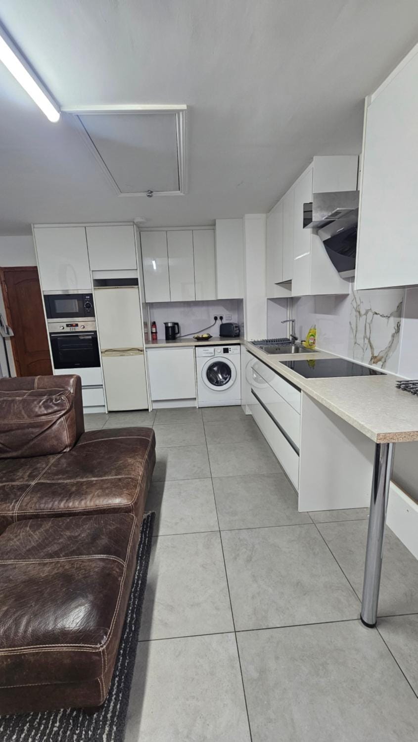 Home from home Apartment in Leicester