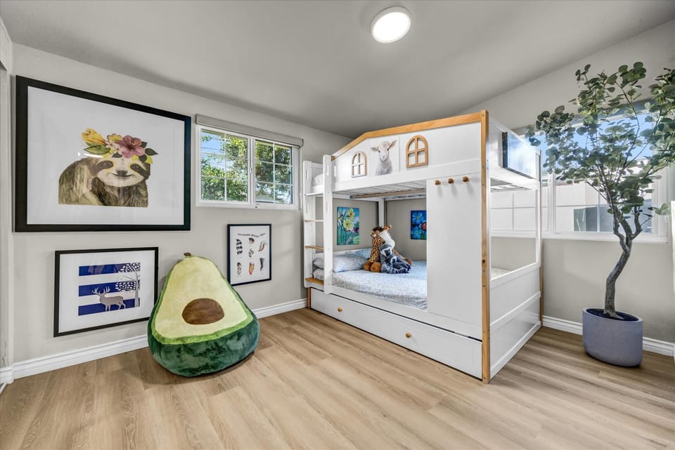 Modern 4BR Disney Villa Mini Golf & Game Room House in Garden Grove