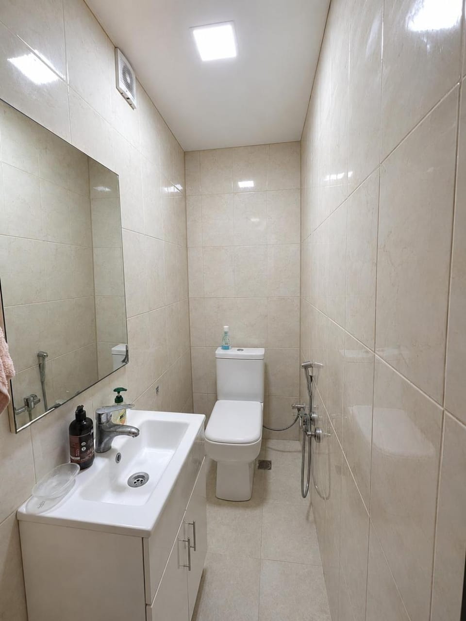 The apartment is ideal for families and couples Apartment in Baku