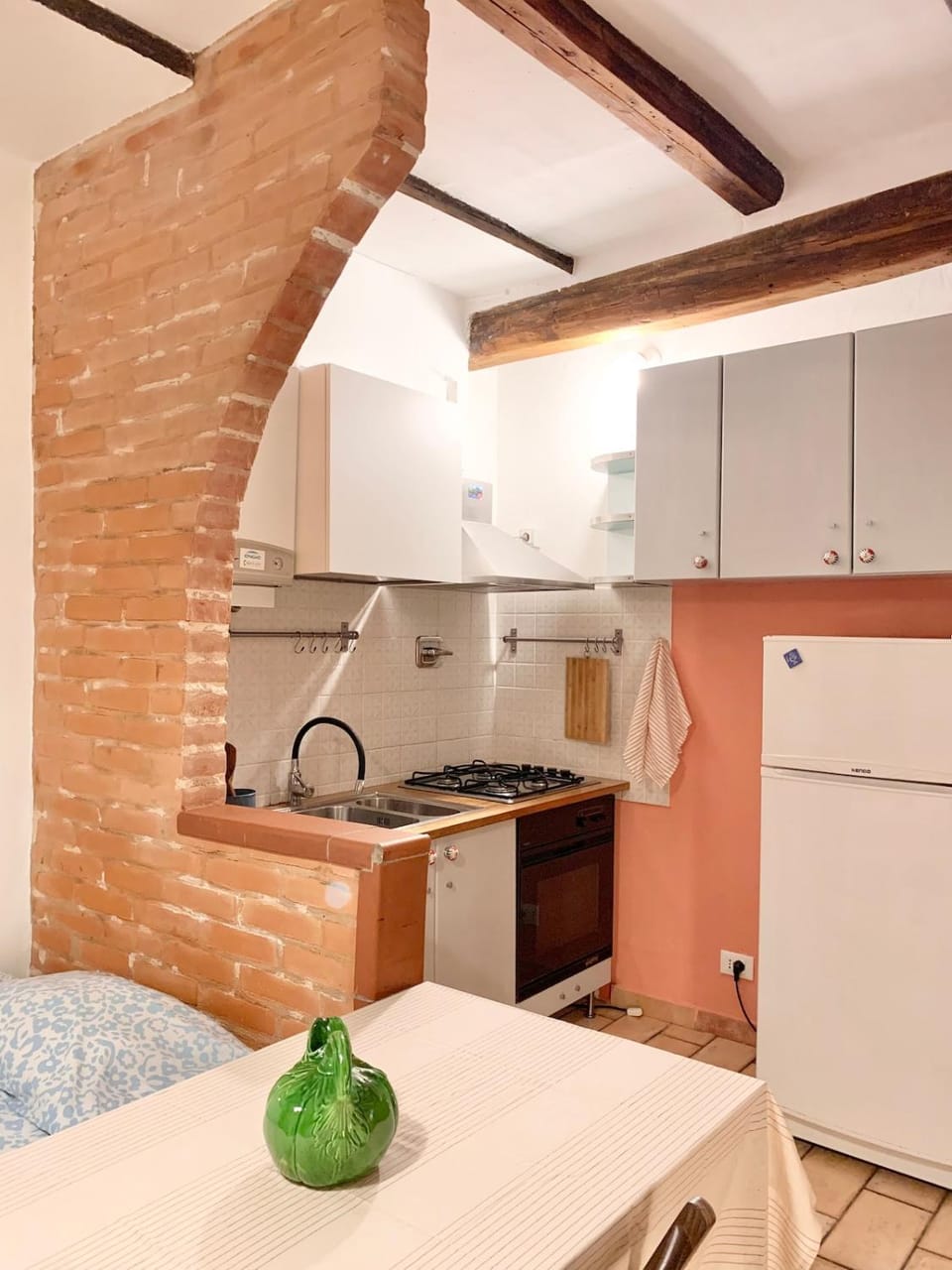 The Brick Wall - Bologna Center Residence Apartment in Bologna