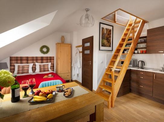 Apartamenty U Harrego I Przy Stawie Spa z klimatyzacją, balia, sauna, ogrodem i parkingiem Apartment in Lower Silesian Voivodeship