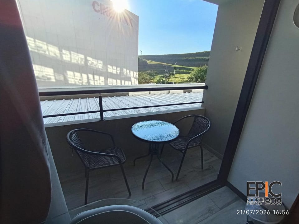 Dining area, On site
