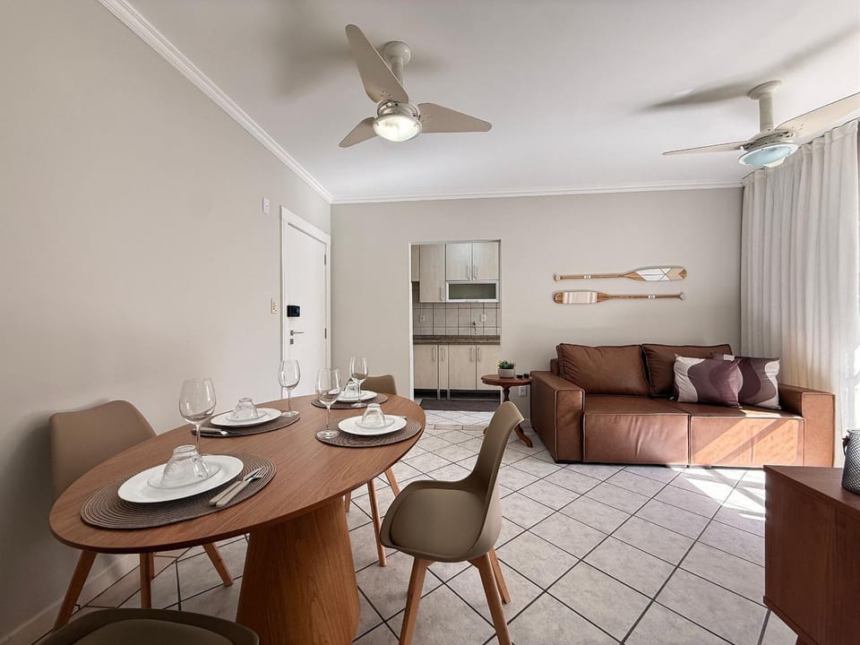 Living room, Seating area, Dining area, pet friendly