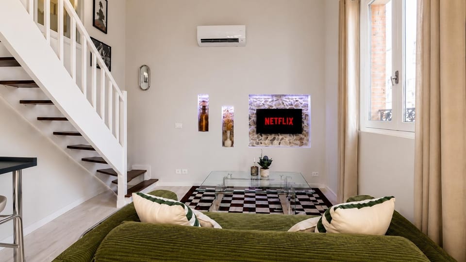 Le Quai 70 Duplex Rétro Chic Neuf et Climatisé Apartment in Toulouse