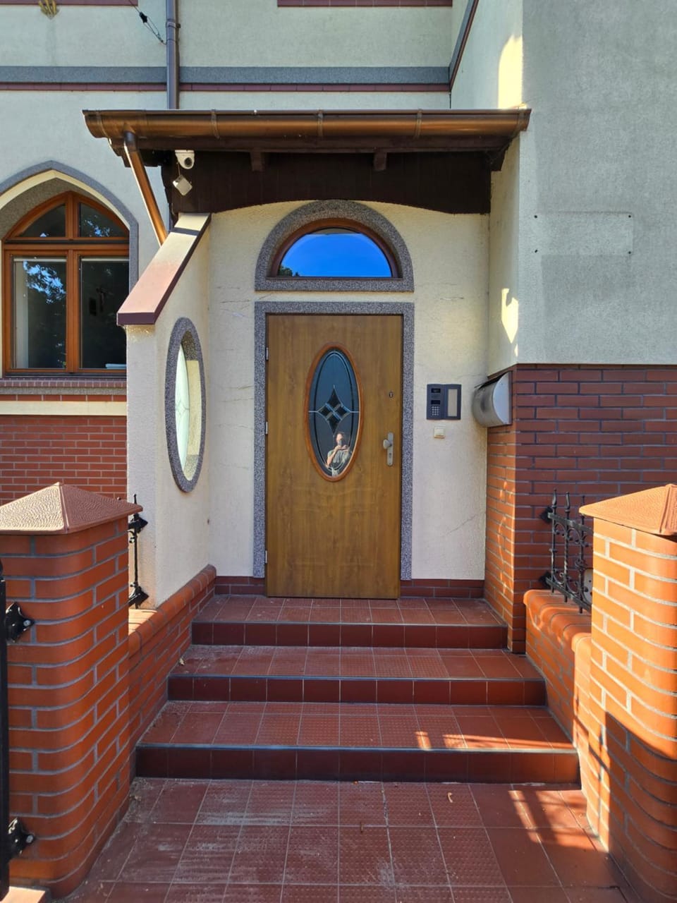 Property building, Facade/entrance