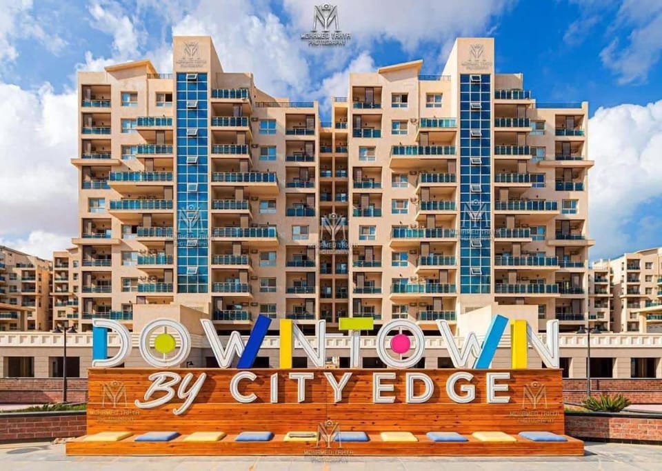 Property building, Text overlay, City view