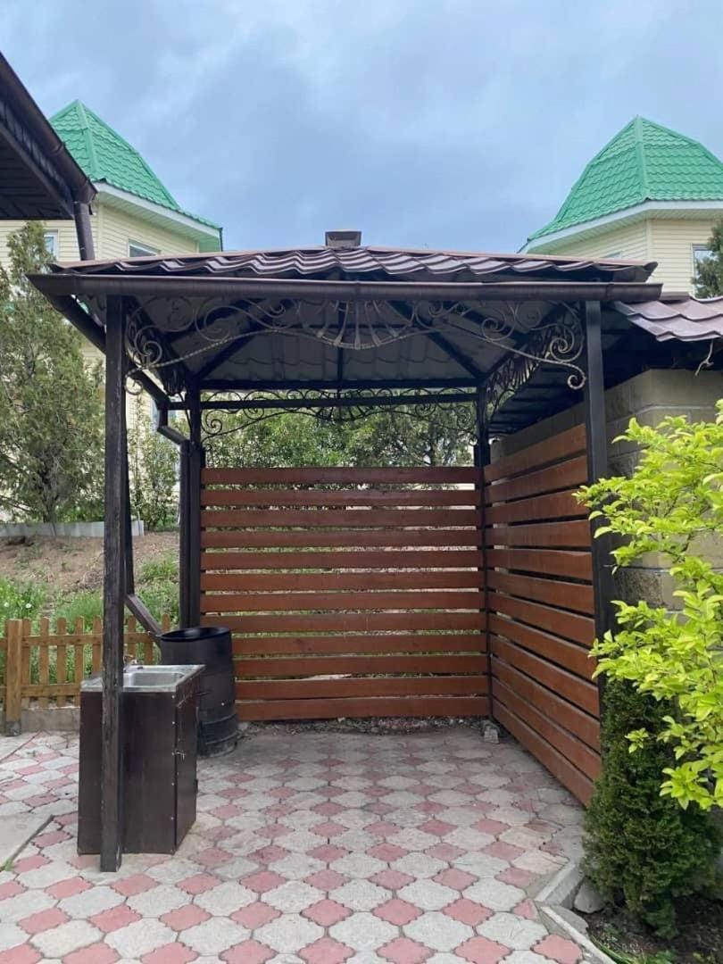 Уютный семейный коттедж для комфортного отдыха на берегу озера House in Almaty Region, Kazakhstan