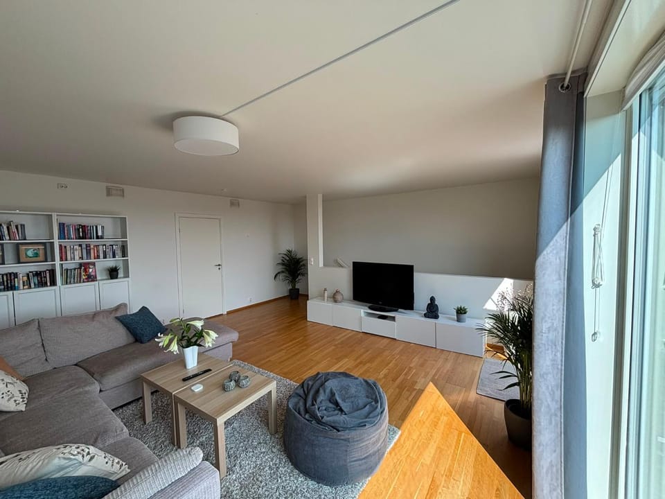 Tasta Townhouse near ONS with Parking & Workspace Apartment in Stavanger