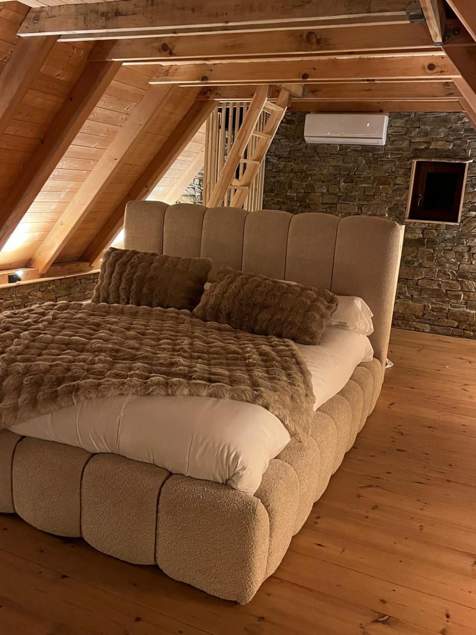 Chalet au cœur des Pyrénées avec jacuzzi Chalet in Occitanie