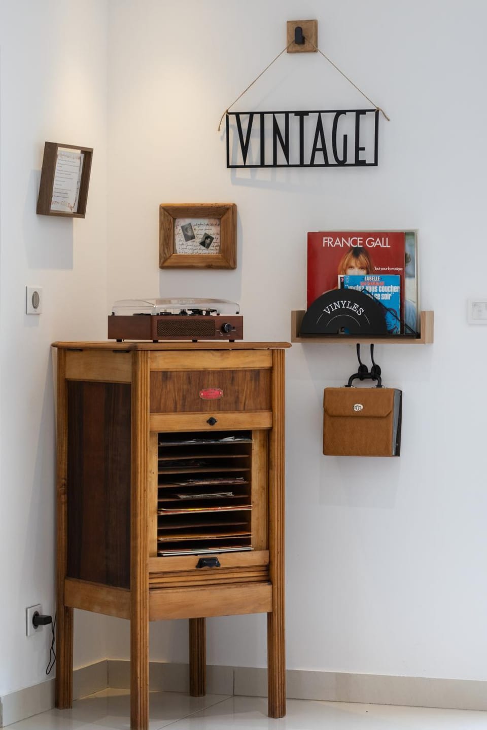 Property building, Communal lounge/ TV room