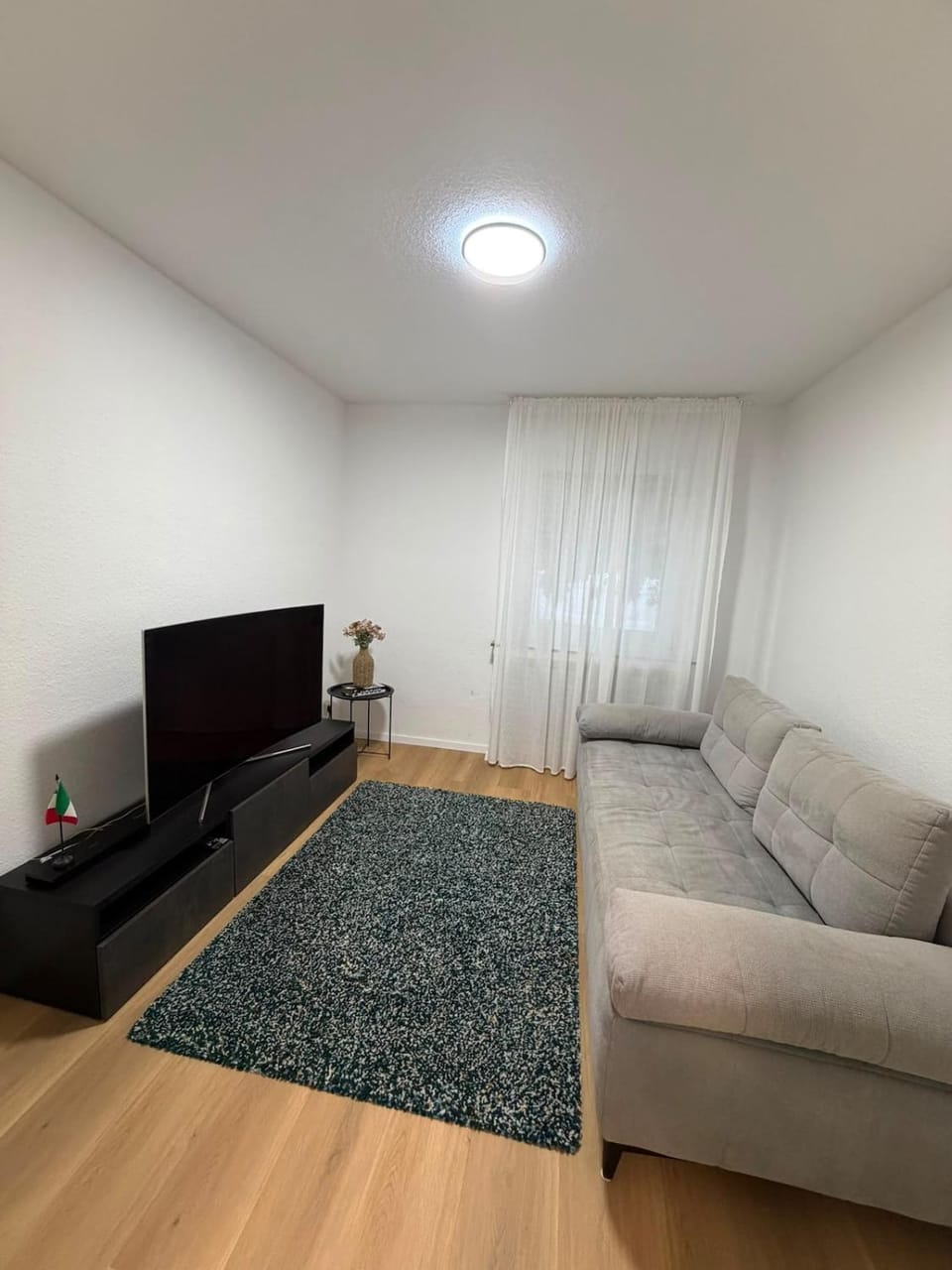 Communal lounge/ TV room, TV and multimedia, Living room