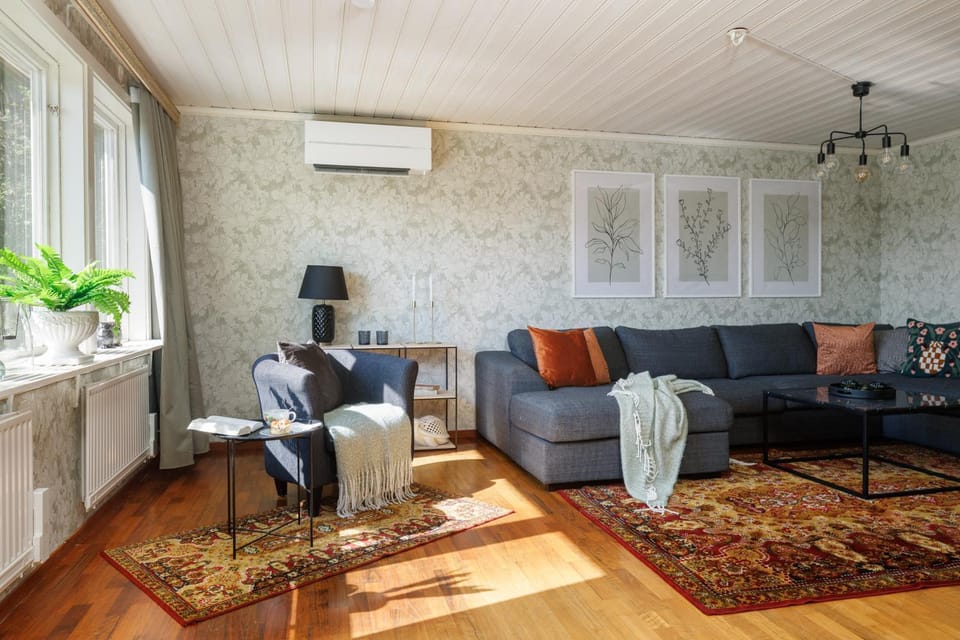 Guestly Homes - 4BR Villa with Private Sauna Villa in Norrbotten County, Sweden