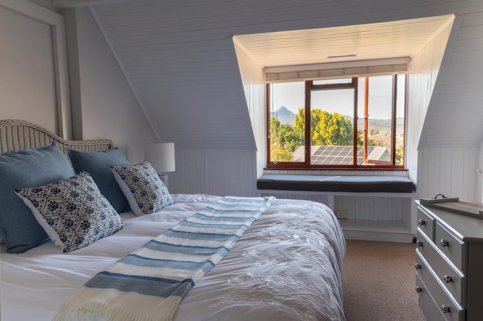 Paloma Rest Bed and Breakfast in Cape Town