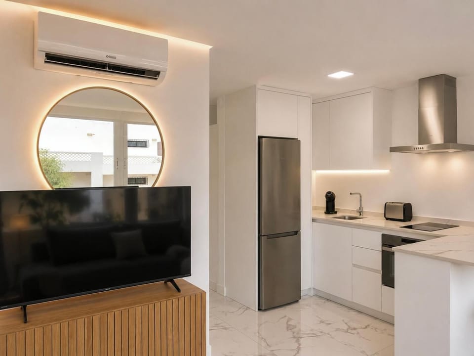 TV and multimedia, Living room, air conditioner