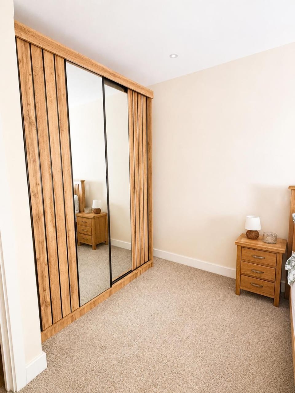 Bedroom, wardrobe