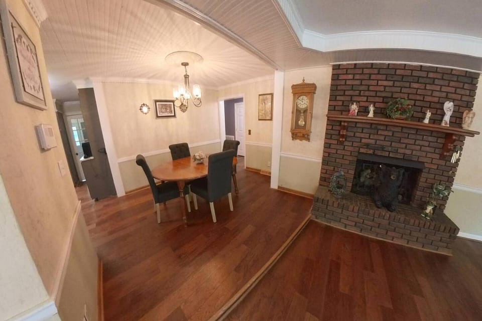 Executive 5BR Retreat Ft. Jackson Hospitals USC House in West Columbia