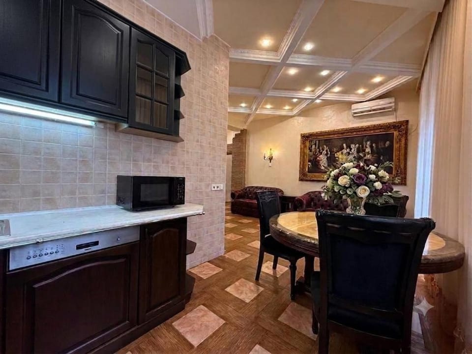 Яворницького 83 Центр Пассаж Apartment in Dnipro