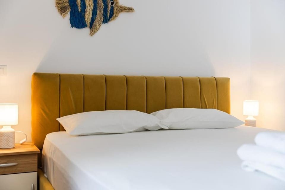 Sea Nest Apartment Walk to Beach & Free Parking by PikHost Apartment in Vlorë County, Albania