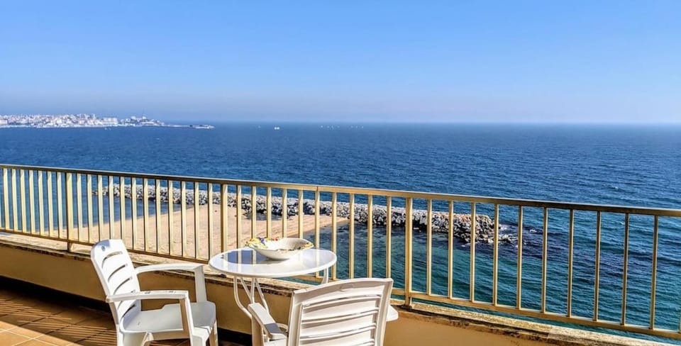 First line, oceanfront in St Antoni de Calonge Apartment in Baix Empordà