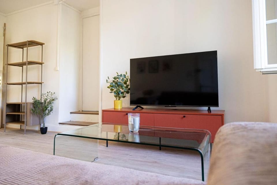 Appartement rive du Gers - Vue et parking Apartment in Auch