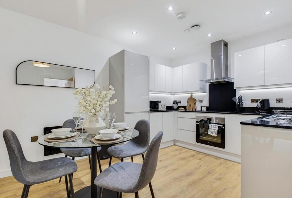 Luxury 2 Bed Flat in JQ Birmingham - Free Parking! Apartment in Birmingham