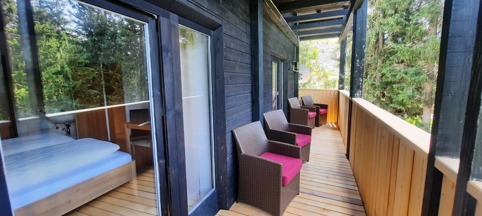 Balcony/Terrace, Garden view