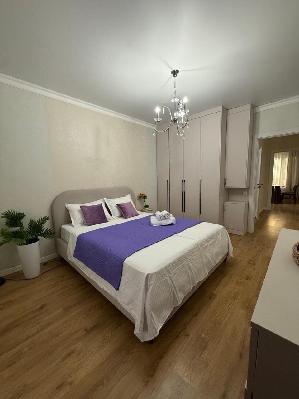 Просторные апартаменты в красивой локации Apartment in Kazakhstan