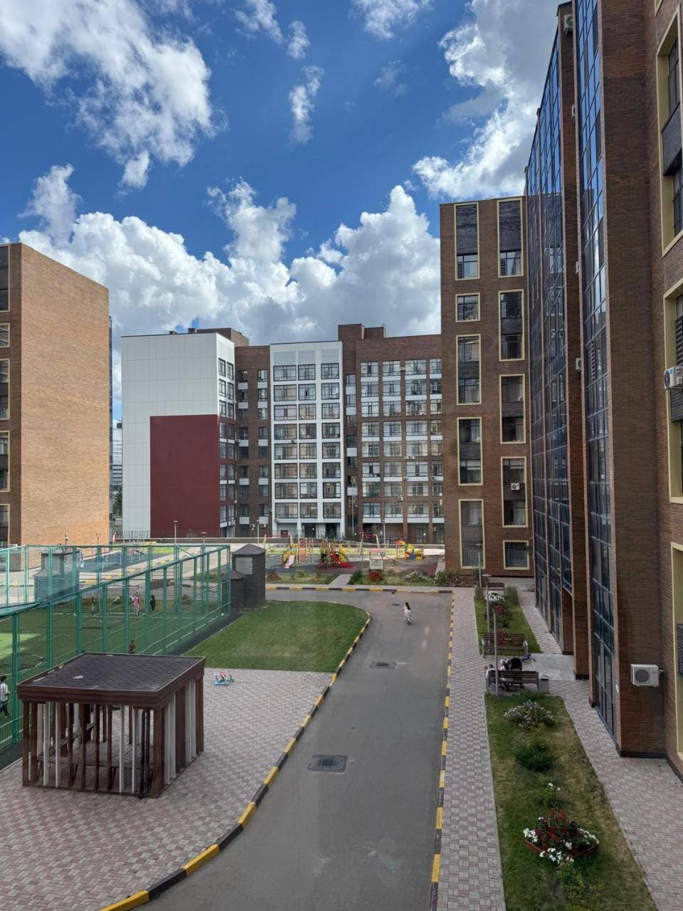 Вместительные апартаменты возле Барыс Арена Apartment in Kazakhstan