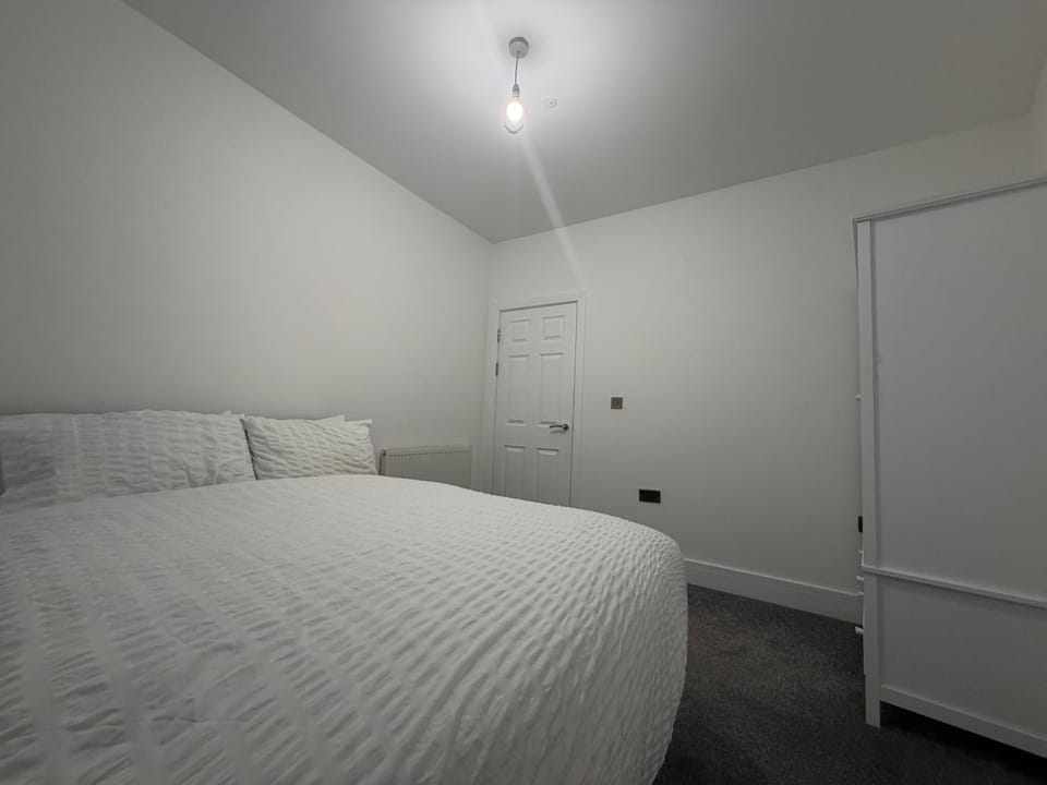 Deluxe 2-BDR Apartment Apartment in Wolverhampton