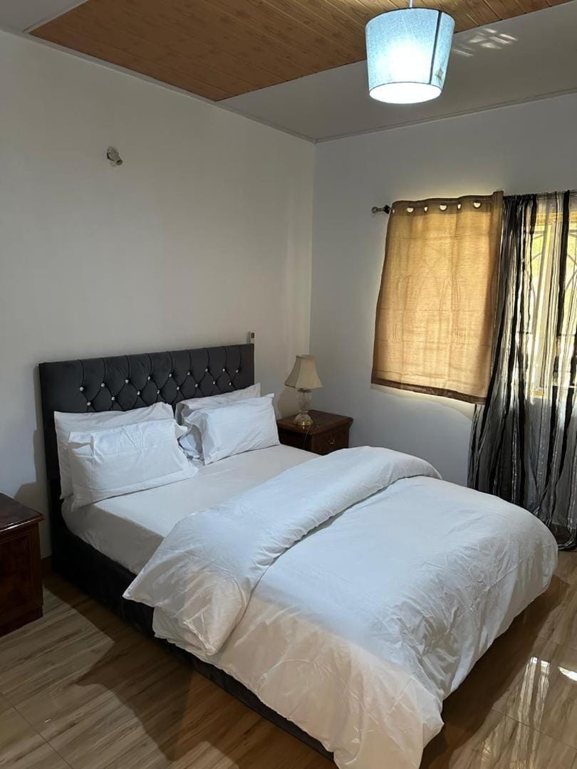 Rashlie apartment Apartment in Freetown