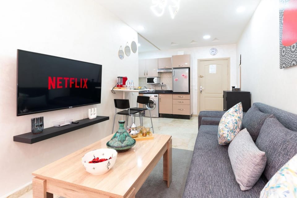 Superbe studio a louer 5 min a la gare de train gueliz Apartment in Marrakesh