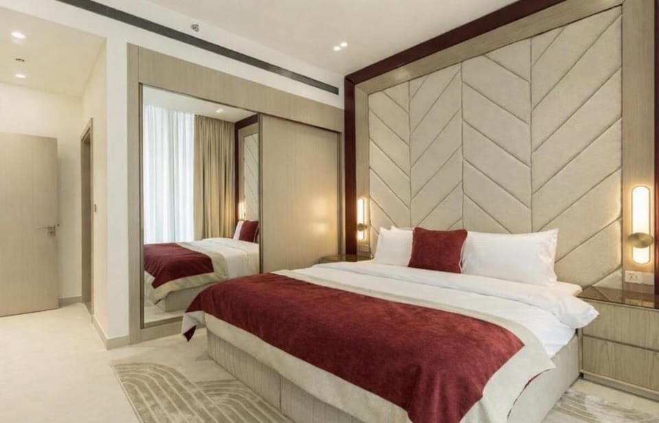 modern luxury apartment with private pool Apartment in Dubai