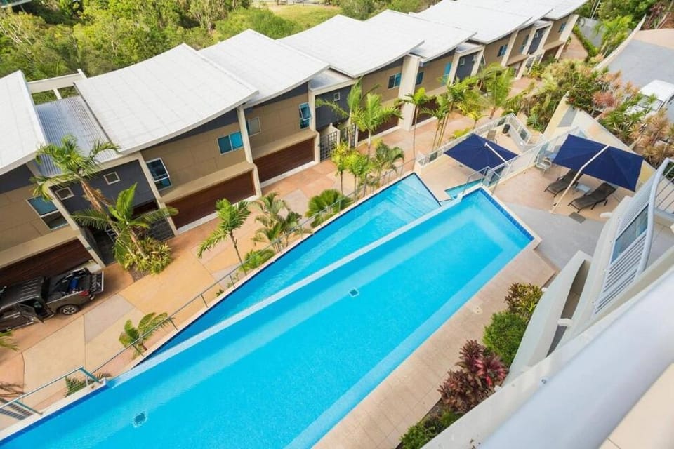 Luxury Villa Views Views Views Apartment in Airlie Beach