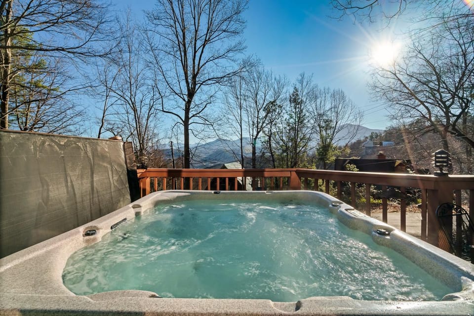 Hot Tub, Mountain view