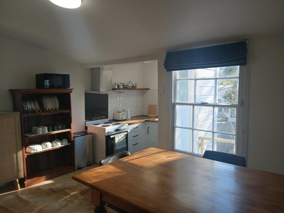 Meadow Cottage 1870s restored cottage Apartment in Dunedin
