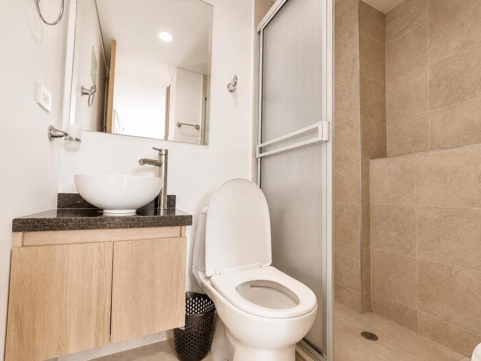 Shower, Bathroom