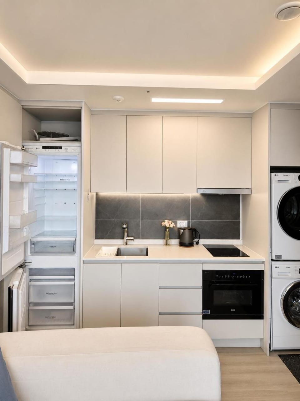 Crystal Ocean House Apartment in Busan