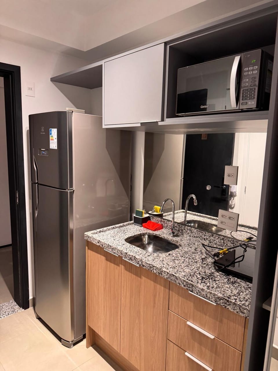 Studio Premium em Moema a 100 metros da linha Lilás do metrô Apartment in Sao Paulo City