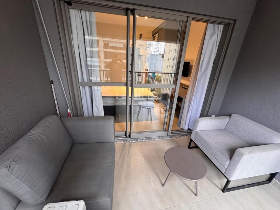 Studio Premium em Moema a 100 metros da linha Lilás do metrô Apartment in Sao Paulo City