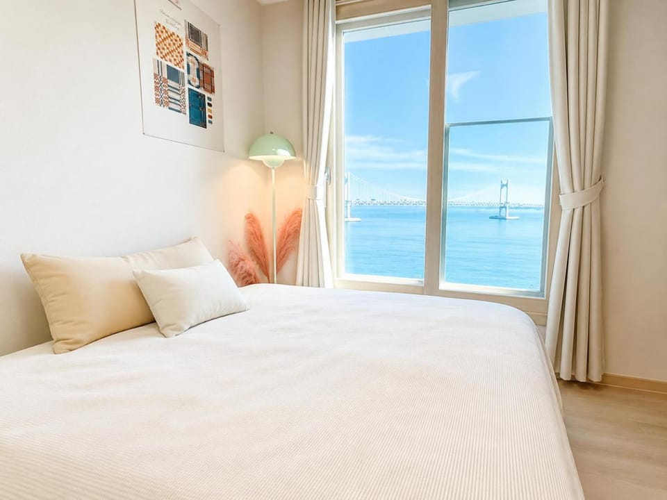 Bed, Photo of the whole room, Bedroom, Sea view