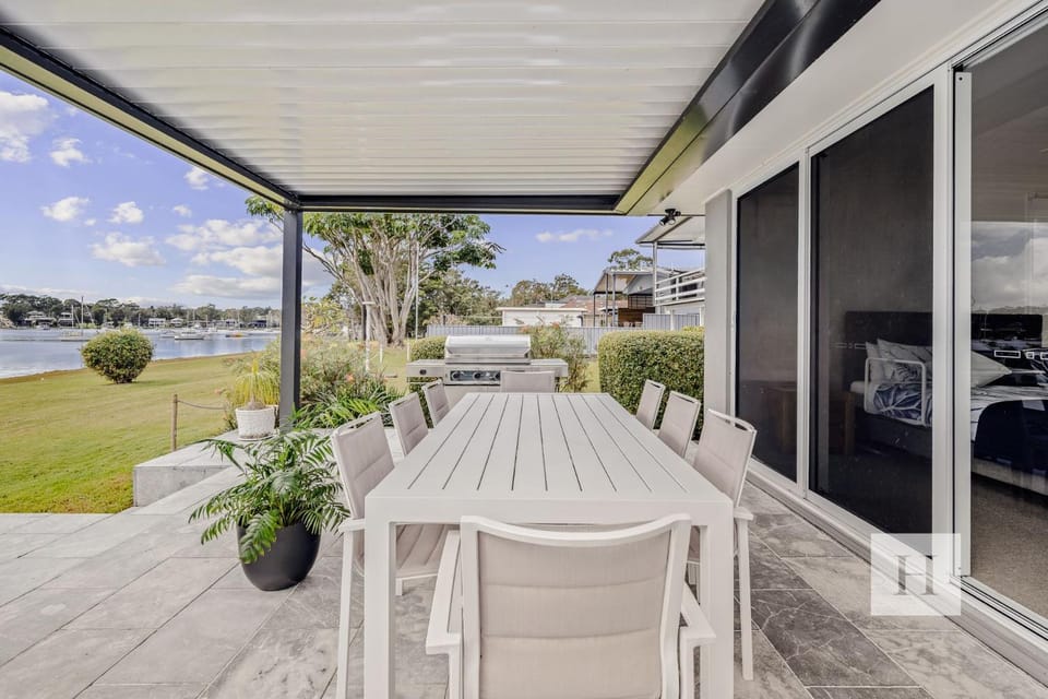 The View House in Lake Macquarie